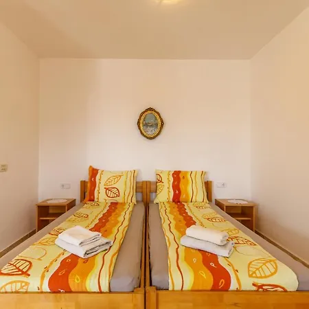 Sascha In Holiday home Porec